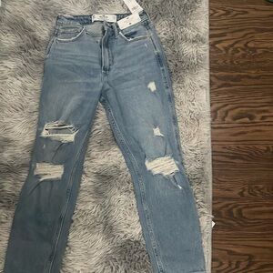 Curvy High-Rise Mom Jeans